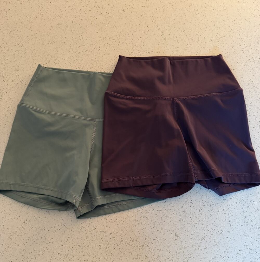 CRZ Yoga Butterluxe Lot 2 Pair Bike Shorts Purple & Teal Size Small (?)